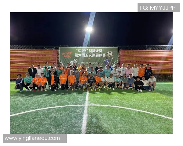 科学足球训练:提升团队配合的有效方法与策略解析 科学足球训练:提升团队配合的有效方法与策略解析